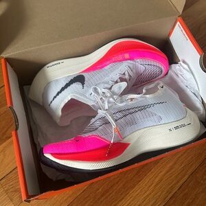 Nike running shoes - Vaporfly Next%2 ZoomX (Women’s 9.5 / Men’s 8) - NWT